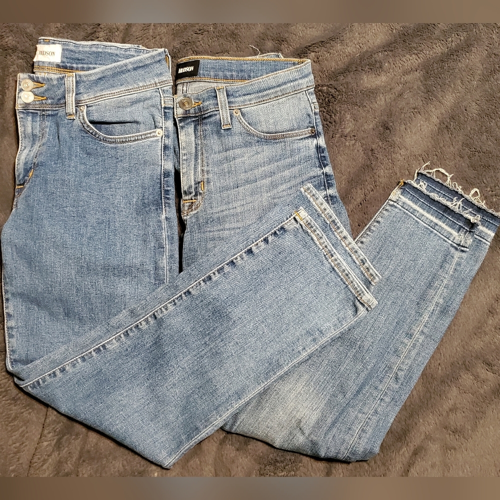 Women's Hudson Jeans pack of 2 size 28